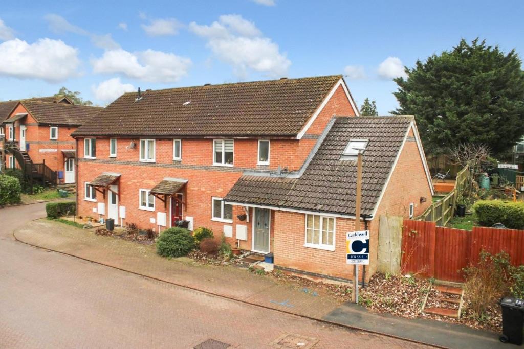 4 bed property in Hainault Avenue, Milton Keynes